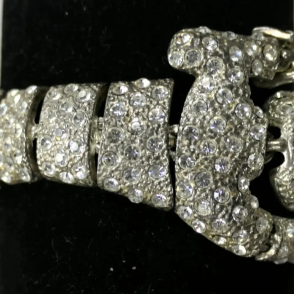 Rhinestone Cat Bracelet - Body/Tail Encrusted with Clear Stones, green eyes 7.5
